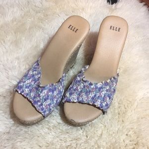 Elle wedges